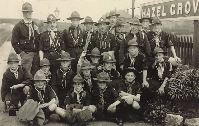 1931_Clovelly_Hazel_Grove_Station